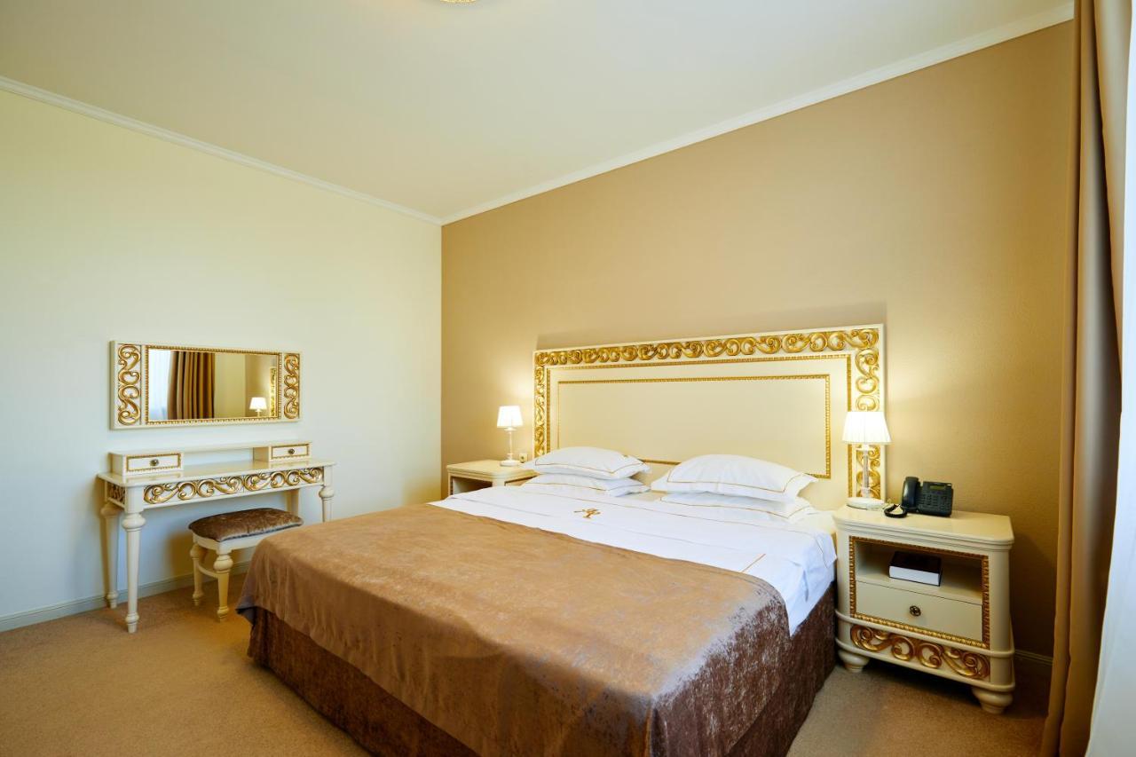 Medical&Spa Resort Alfa Radon 利达 外观 照片